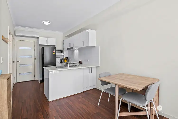 5 Daniells Street