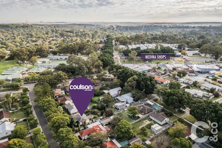 11 Sharman Street