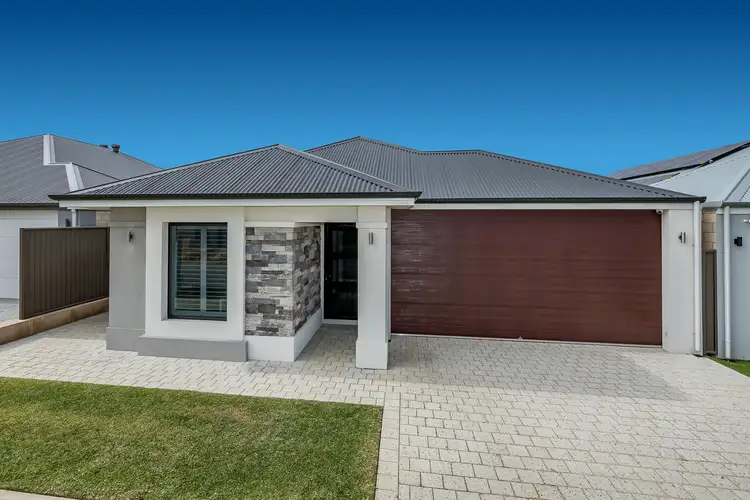 10 Auburn Street