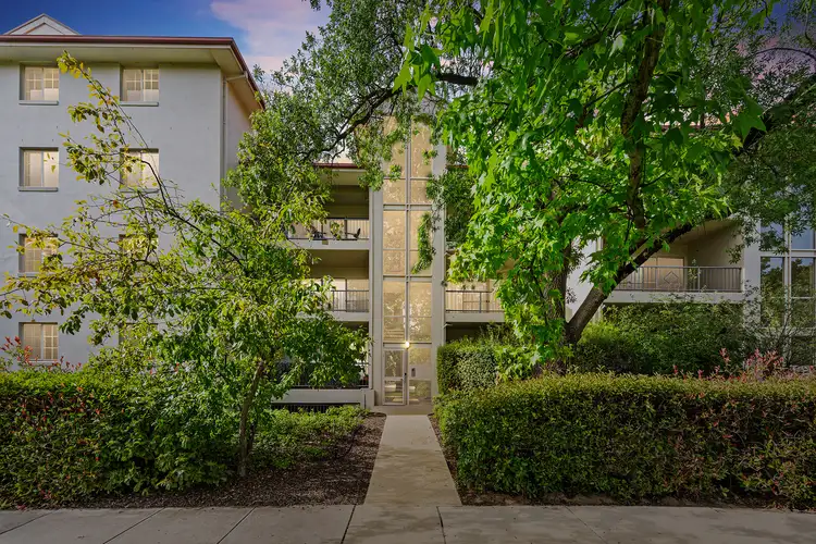 30 Cunningham Street