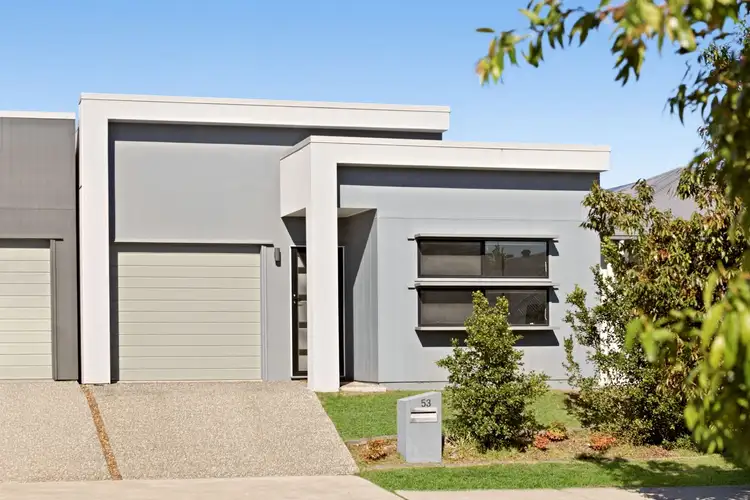 53 Ridge Parade
