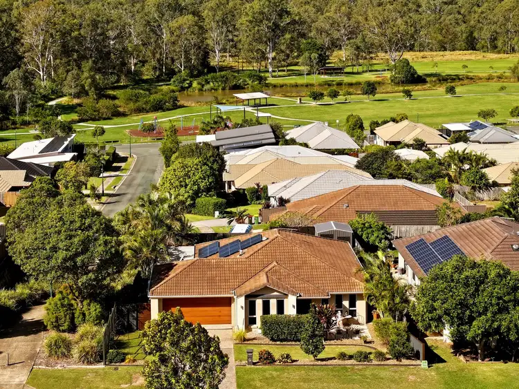 8 Dalray Drive