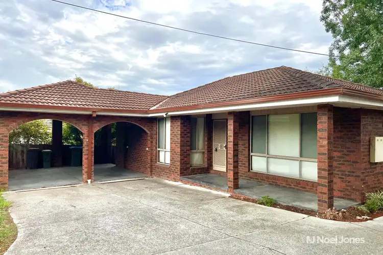 12 Myrtle Avenue