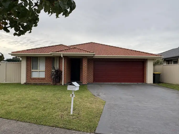 7 Isedale Road