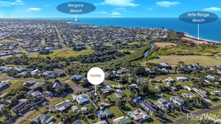 8 Pandanus Crescent