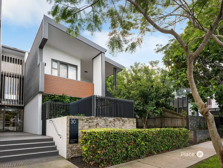 30 Johnston Street