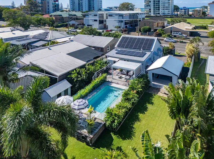 90 Landsborough Parade
