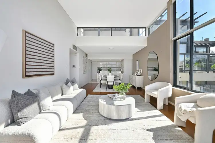 1A Clement Place