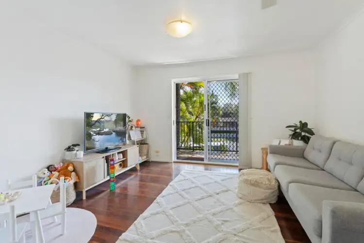 1 Tarni Avenue