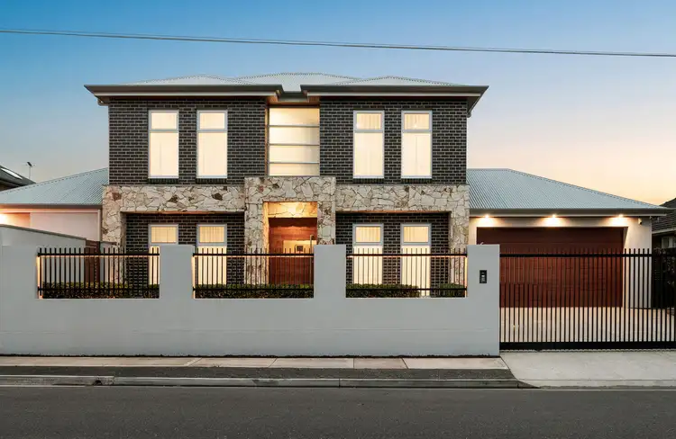 10 Ruby Street