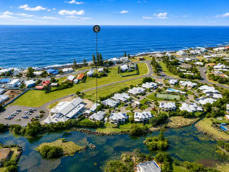 4 Bargara Lakes Drive