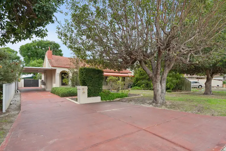 11 Oriana Street