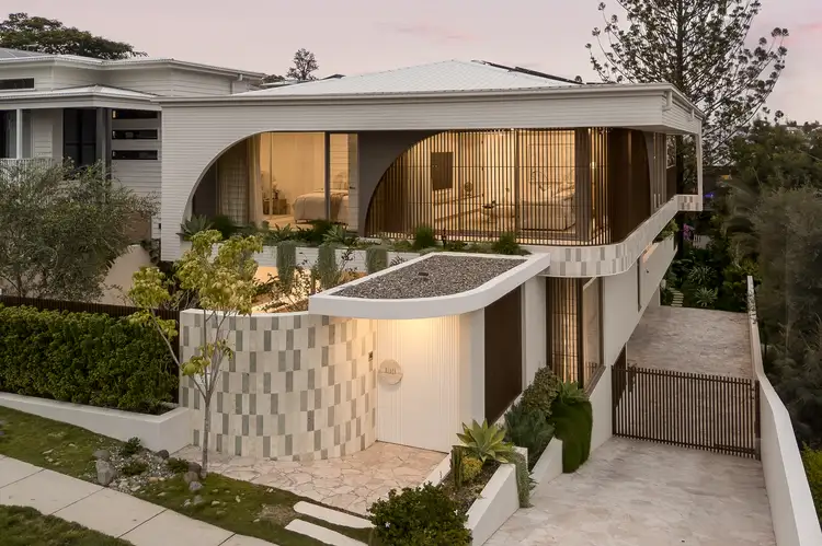 27 Martha Street