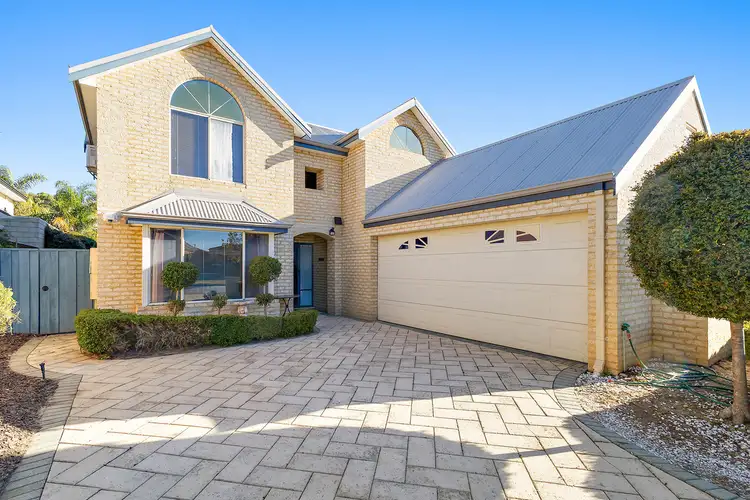 25 Chatsworth Gate