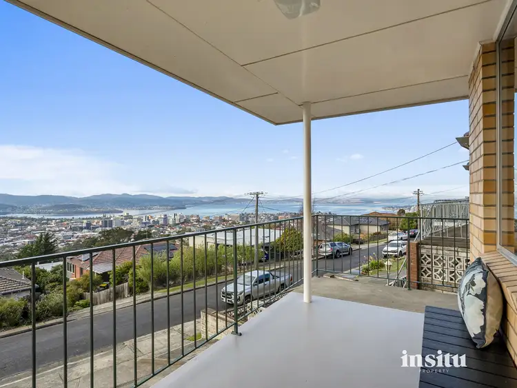 8 Kirval Court