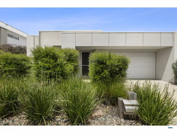 17 Wiyn Avenue