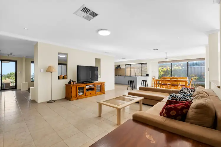 31 Stokesay Street