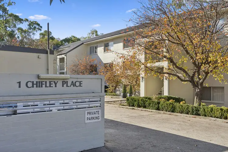 1 Chifley Place