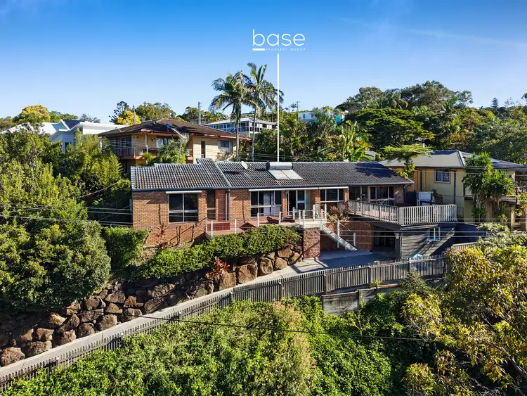 84 Broadwater Esplanade