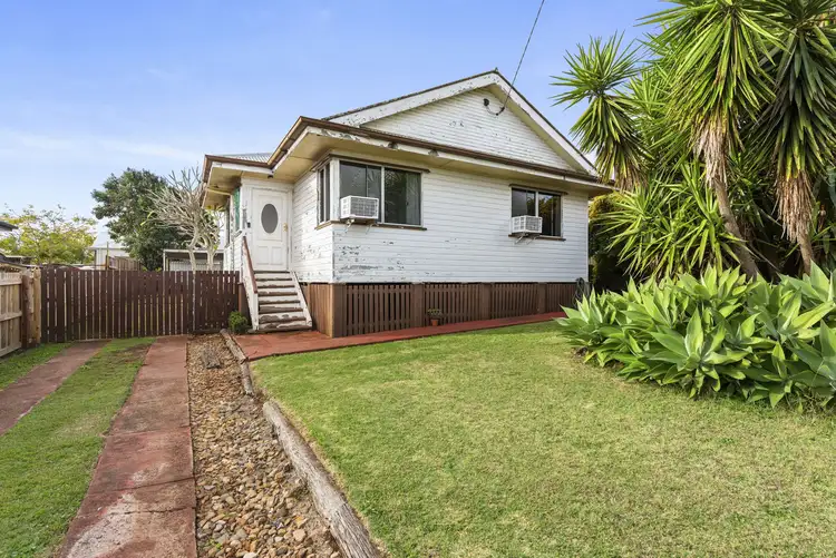 11 Kelly Street