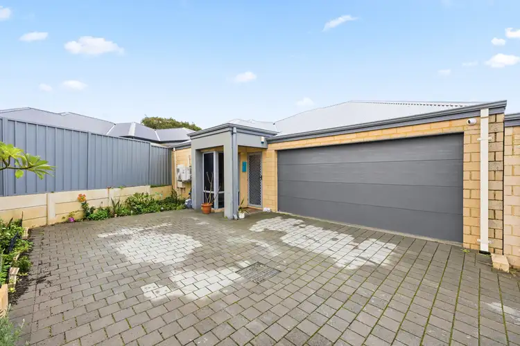 28C Moorhead Way