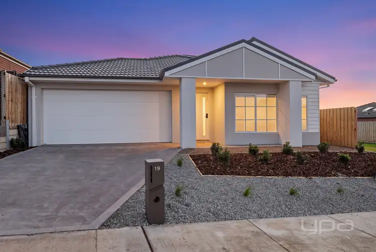 19 Hamish Road