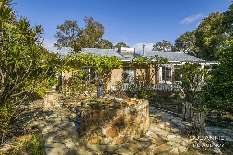 17 Noel Road