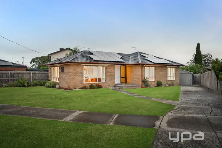 3 Cornwall Close