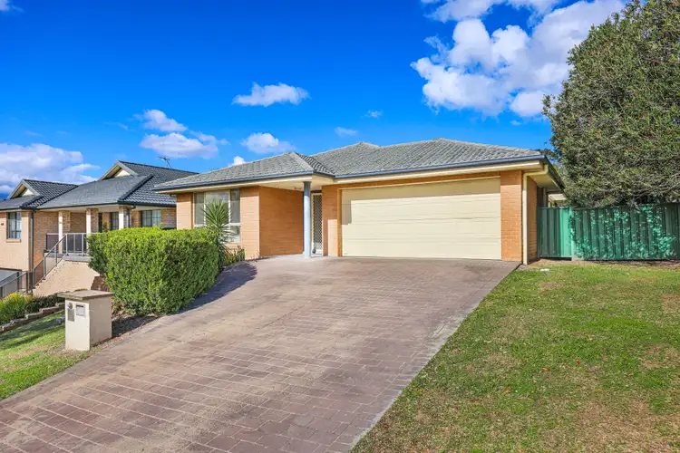 25 Bloodwood Road