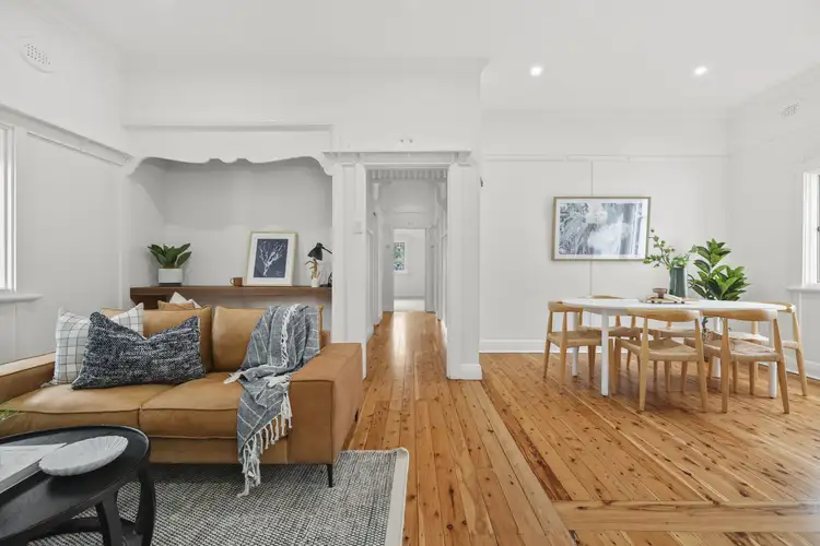 21 Baird Street