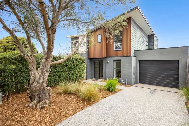 5A Gogoll Crescent