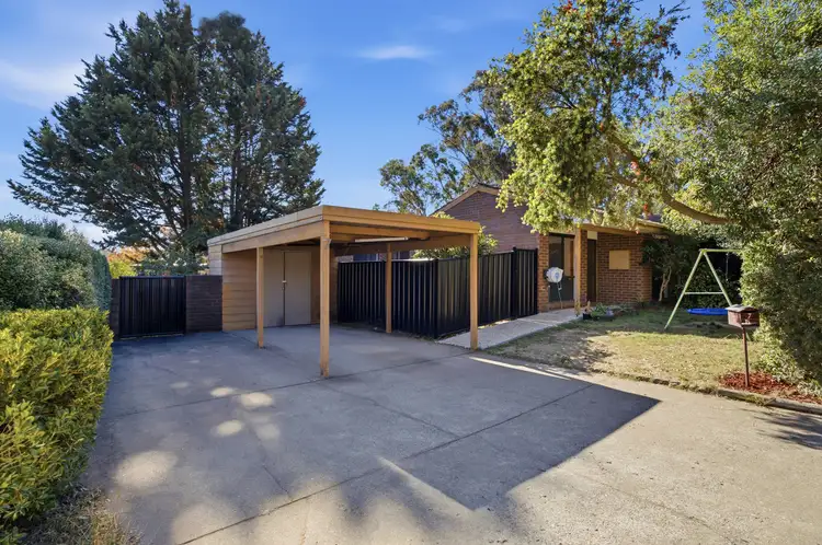 7 Burge Close