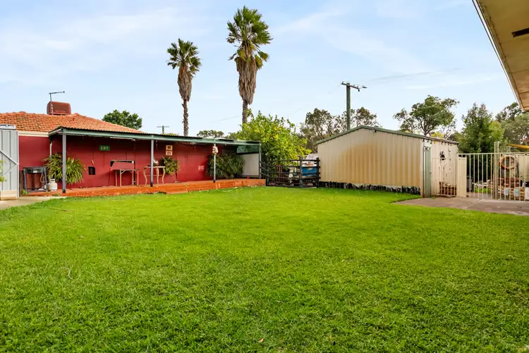 22 Dawson Way