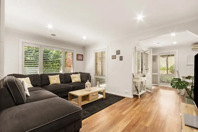52 James Smith Circuit