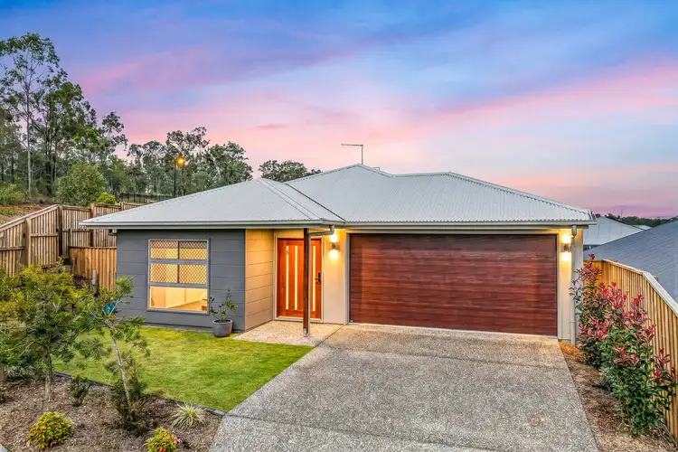 24 Avondale Circuit