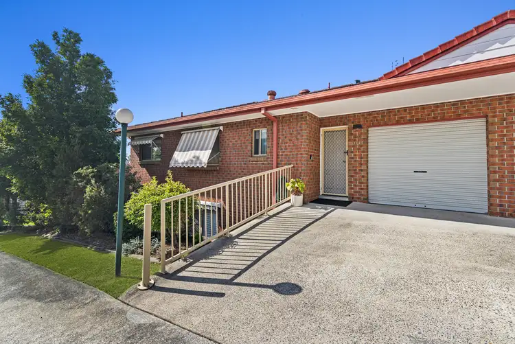 53 Old Coach Road