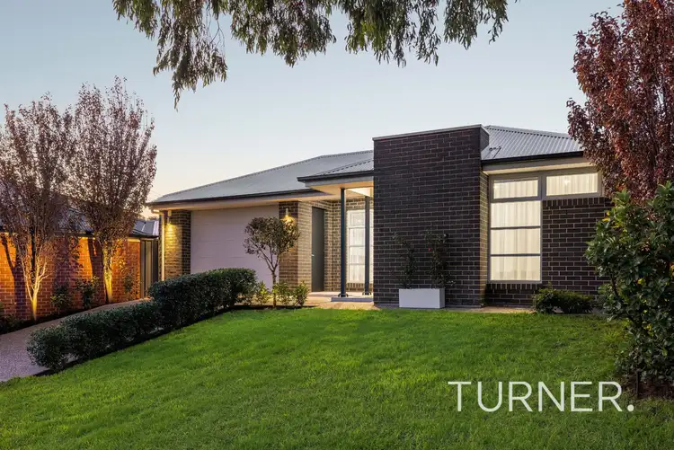 3A Vivien Avenue