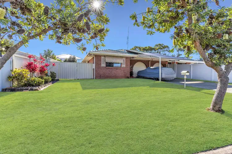 4 Russell Court