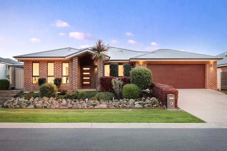 7 Roberts Lane