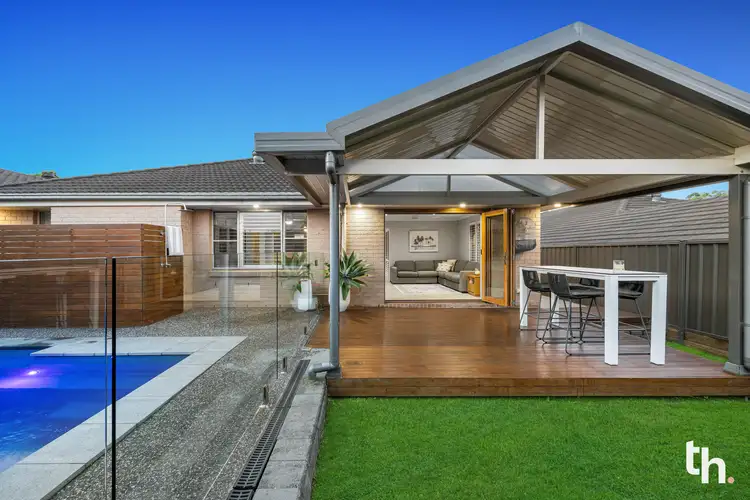 6 Eumina Street, Cameron Park NSW 2285