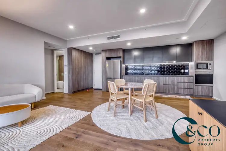 118 Goodwood Parade