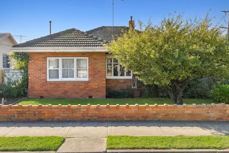 12 Hector Street