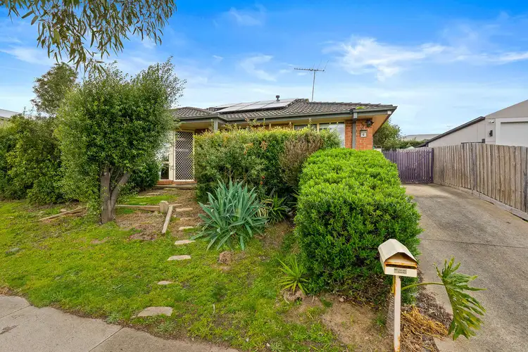 12 Ben Drive