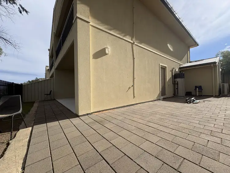 4 Hartley Street