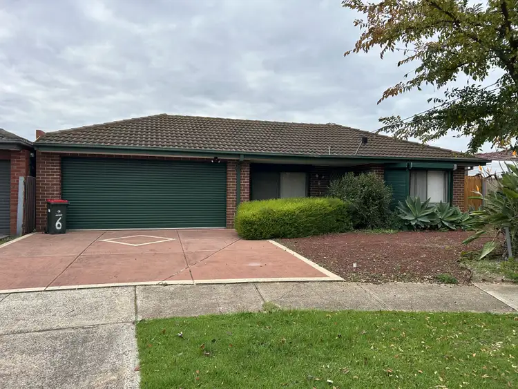 6 Groome Court
