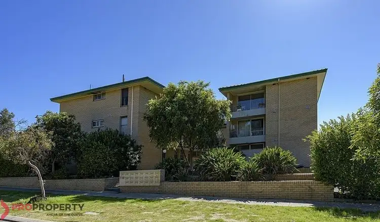 738 Beaufort Street