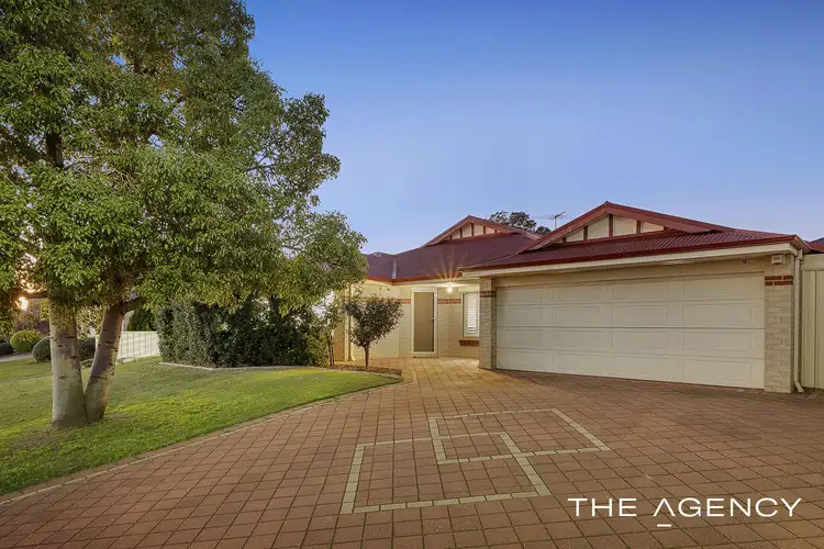 30 Lambertia Crescent