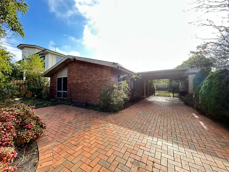 22 Darian Road