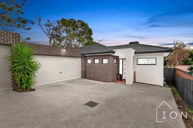 17 Hillcrest Road