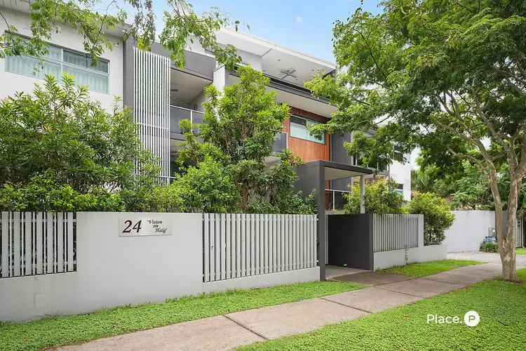 24 Haig Street